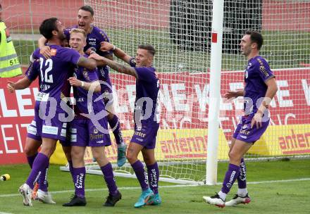 Fussball Bundesliga.  WAC gegen SK Austria Klagenfurt. Torjubel Markus Pink, Christopher Cvetko, Florian Rieder, Sinan Karweina (Klagenfurt). Wolfsberg, am 4.9..2022. 
Foto: Kuess

---
pressefotos, pressefotografie, kuess, qs, qspictures, sport, bild, bilder, bilddatenbank