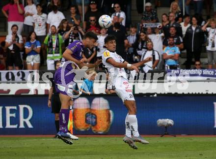 Fussball Bundesliga.  WAC gegen SK Austria Klagenfurt.  Nikolaos Vergos,  (WAC),    Nikola Djoric  (Klagenfurt). Wolfsberg, am 4.9..2022. 
Foto: Kuess

---
pressefotos, pressefotografie, kuess, qs, qspictures, sport, bild, bilder, bilddatenbank