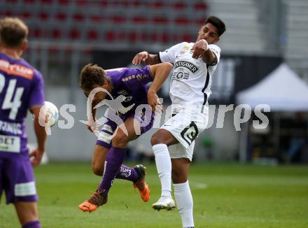 Fussball Bundesliga.  SK Austria Klagenfurt gegen SK Puntigamer Sturm Graz.  Thorsten Mahrer,   (Klagenfurt),  Manprit Sarkaria (Graz). Klagenfurt, am 11.9..2022. 
Foto: Kuess

---
pressefotos, pressefotografie, kuess, qs, qspictures, sport, bild, bilder, bilddatenbank