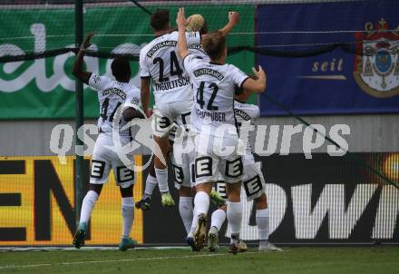 Fussball Bundesliga.  SK Austria Klagenfurt gegen SK Puntigamer Sturm Graz.  Torjubel  (Graz). Klagenfurt, am 11.9..2022. 
Foto: Kuess

---
pressefotos, pressefotografie, kuess, qs, qspictures, sport, bild, bilder, bilddatenbank