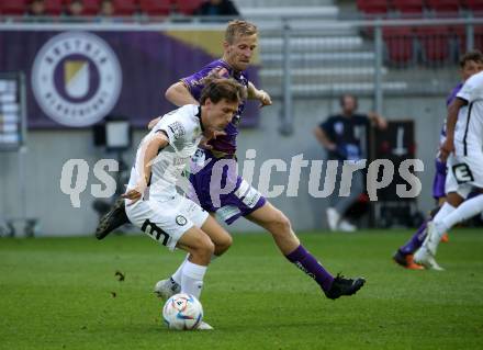 Fussball Bundesliga.  SK Austria Klagenfurt gegen SK Puntigamer Sturm Graz.   Christopher CVetko,  (Klagenfurt),  William Beving Vick (Graz). Klagenfurt, am 11.9..2022. 
Foto: Kuess

---
pressefotos, pressefotografie, kuess, qs, qspictures, sport, bild, bilder, bilddatenbank