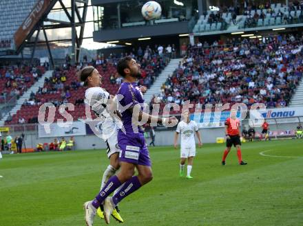 Fussball Bundesliga.  SK Austria Klagenfurt gegen SK Puntigamer Sturm Graz.  Markus Pink,  (Klagenfurt), Stefan Hierlaender   (Graz). Klagenfurt, am 11.9..2022. 
Foto: Kuess

---
pressefotos, pressefotografie, kuess, qs, qspictures, sport, bild, bilder, bilddatenbank