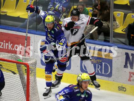 EBEL. Eishockey Bundesliga. VSV gegen BEMER Pioneers Vorarlberg.  Derek Joslin, (VSV),   Luka Maver  (Vorarlberg). Villach, am 22.92022.
Foto: Kuess
www.qspictures.net
---
pressefotos, pressefotografie, kuess, qs, qspictures, sport, bild, bilder, bilddatenbank