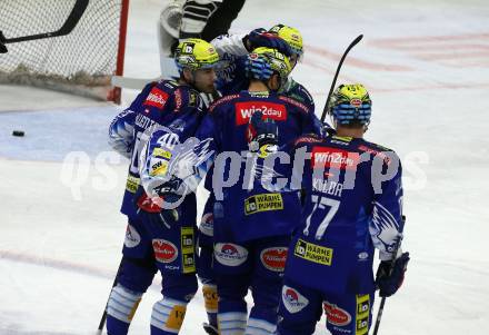 EBEL. Eishockey Bundesliga. VSV gegen BEMER Pioneers Vorarlberg. Torjubel Elias Jeronimo Wallenta, Felix Maxa, Arturs Kulda  (VSV). Villach, am 22.92022.
Foto: Kuess
www.qspictures.net
---
pressefotos, pressefotografie, kuess, qs, qspictures, sport, bild, bilder, bilddatenbank