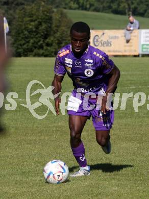 Fussball Testspiel. SK Austria Klagenfurt gegen GAK. Solomon Bonnah (Klagenfurt). St. Michael im Lavanttal, am 23.9.2022.
Foto: Kuess
---
pressefotos, pressefotografie, kuess, qs, qspictures, sport, bild, bilder, bilddatenbank