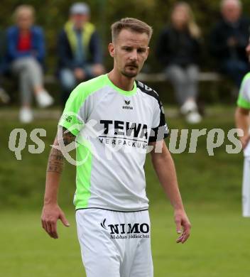 Fussball. Kaerntner Liga. Atus Ferlach gegen SV Feldkirchen.   Josef Hudelist (Feldkirchen). Ferlach, 24.9.2022.
Foto: Kuess
---
pressefotos, pressefotografie, kuess, qs, qspictures, sport, bild, bilder, bilddatenbank