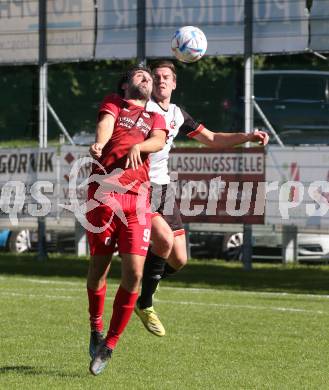 Fussball. 1. KLasse D. Sittersdorf gegen Rueckersdorf.   Mario Kaiser (Sittersdorf),  David Writzl  (Rueckersdorf).  Sittersdorf, am 2.10.2022. 
Foto: Kuess
---
pressefotos, pressefotografie, kuess, qs, qspictures, sport, bild, bilder, bilddatenbank