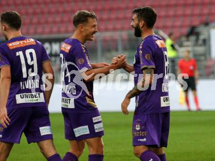 Fussball Bundesliga. SK Austria Klagenfurt gegen SC Austria Lustenau.  Torjubel Christopher Wernitznig, Kosmas Gkezos (Klagenfurt). Klagenfurt, am 8.10.2022.
Foto: Kuess
---
pressefotos, pressefotografie, kuess, qs, qspictures, sport, bild, bilder, bilddatenbank