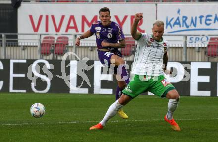 Fussball Bundesliga. SK Austria Klagenfurt gegen SC Austria Lustenau.  Florian Rieder,  (Klagenfurt),  Matthias Maak (Lustenau). Klagenfurt, am 8.10.2022.
Foto: Kuess
---
pressefotos, pressefotografie, kuess, qs, qspictures, sport, bild, bilder, bilddatenbank