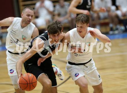 Basketball 2. Liga 2022/2023. Grunddurchgang 1. Runde.  KOS Celovec gegen  RAIDERS Tirol.   Samuel Seher (KOS),  Thomas Pirchner (Tirol). Klagenfurt, am 8.10.2022.
Foto: Kuess
www.qspictures.net
---
pressefotos, pressefotografie, kuess, qs, qspictures, sport, bild, bilder, bilddatenbank