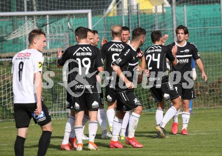 Fussball. Kaerntner Liga.  Bleiburg gegen ASK.  Torjubel  (ASK).  Bleiburg,  am 2.10.2022. 
Foto: Kuess
---
pressefotos, pressefotografie, kuess, qs, qspictures, sport, bild, bilder, bilddatenbank