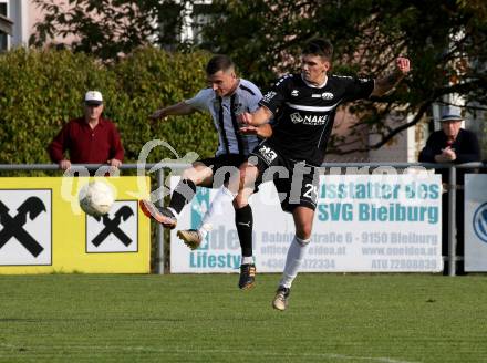 Fussball. Kaerntner Liga.  Bleiburg gegen ASK.  Aljaz Storman  (Bleiburg),  Matic Ahacic  (ASK).  Bleiburg,  am 2.10.2022. 
Foto: Kuess
---
pressefotos, pressefotografie, kuess, qs, qspictures, sport, bild, bilder, bilddatenbank