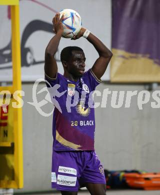 Fussball Bundesliga. SK Austria Klagenfurt gegen SC Austria Lustenau.  Solomon Owusu Bonnah (Klagenfurt). Klagenfurt, am 8.10.2022.
Foto: Kuess
---
pressefotos, pressefotografie, kuess, qs, qspictures, sport, bild, bilder, bilddatenbank