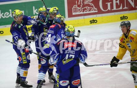 EBEL. Eishockey Bundesliga. VSV gegen HC Pustertal Woelfe.  Torjubel Arturs Kulda, Andrew Desjardins, Marco Richter, Simon Despres (VSV). Villach, am 14.10.2022.
Foto: Kuess
www.qspictures.net
---
pressefotos, pressefotografie, kuess, qs, qspictures, sport, bild, bilder, bilddatenbank