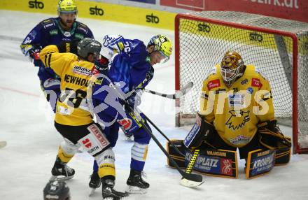 EBEL. Eishockey Bundesliga. VSV gegen HC Pustertal Woelfe.  Dominik Grafenthin, (VSV),   Benjamin John Newhouse, Tomas Joshua Sholl  (Pustertal). Villach, am 14.10.2022.
Foto: Kuess
www.qspictures.net
---
pressefotos, pressefotografie, kuess, qs, qspictures, sport, bild, bilder, bilddatenbank