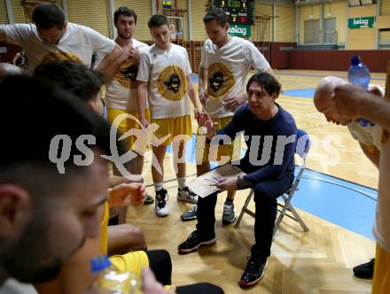 Basketball 2. Liga 2022/2023. Grunddurchgang 2. Runde.  Woerthersee Piraten gegen  Mattersburg Rocks.  Trainer Andreas Kuttnig  (Piraten). Klagenfurt, am 15.10.2022.
Foto: Kuess
www.qspictures.net
---
pressefotos, pressefotografie, kuess, qs, qspictures, sport, bild, bilder, bilddatenbank