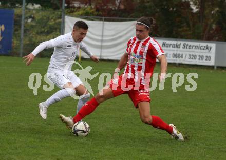 Fussball. Kaerntner Liga.  KAC gegen Atus Ferlach.  Patrick Legner  (KAC),  Dominik Mak  (Ferlach).  Klagenfurt,  am 15.10.2022. 
Foto: Kuess
---
pressefotos, pressefotografie, kuess, qs, qspictures, sport, bild, bilder, bilddatenbank