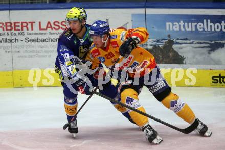 EBEL. Eishockey Bundesliga. EC VSV gegen Migross Supermercati Asiago Hockey.  Felix Maxa, (VSV),  Troy Rutkowski   (Asiago). Villach, am 18.10.2022.
Foto: Kuess
www.qspictures.net
---
pressefotos, pressefotografie, kuess, qs, qspictures, sport, bild, bilder, bilddatenbank