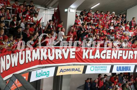 EBEL. Eishockey Bundesliga. EC KAC gegen  Steinbach Black Wings 1992. Fans Heid Horten Arena. Klagenfurt, am 21.10.2022.
Foto: Kuess
www.qspictures.net
---
pressefotos, pressefotografie, kuess, qs, qspictures, sport, bild, bilder, bilddatenbank