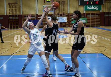 Basketball Damen Superliga. Grunddurchgang 4. Runde. KOS Celovec Damen gegen Basket Flames Women. Antonia Ronacher  (KOS),  Lara Brunner (Basket Flames). Klagenfurt, 22.10.2022.
Foto: Kuess
---
pressefotos, pressefotografie, kuess, qs, qspictures, sport, bild, bilder, bilddatenbank