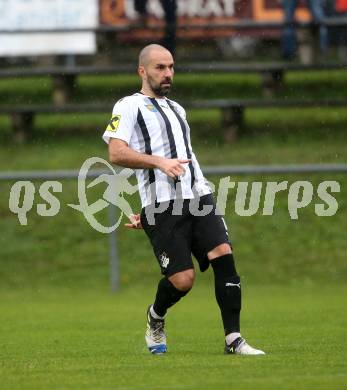 Fussball. Kaerntner Liga. Bleiburg gegen Lendorf.   Lovro Plimon (Bleiburg). Bleiburg, am 22.10.2022.
Foto: Kuess
---
pressefotos, pressefotografie, kuess, qs, qspictures, sport, bild, bilder, bilddatenbank