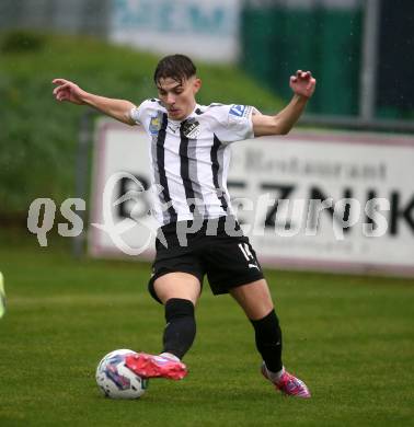 Fussball. Kaerntner Liga. Bleiburg gegen Lendorf.  Marcel Moertl  (Bleiburg). Bleiburg, am 22.10.2022.
Foto: Kuess
---
pressefotos, pressefotografie, kuess, qs, qspictures, sport, bild, bilder, bilddatenbank