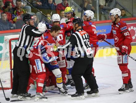 EBEL. Eishockey Bundesliga. EC KAC gegen  VSV.   Jesper Jensen Aabo, (KAC),  Alexander Rauchenwald   (VSV). Klagenfurt, am 26.10.2022.
Foto: Kuess
www.qspictures.net
---
pressefotos, pressefotografie, kuess, qs, qspictures, sport, bild, bilder, bilddatenbank