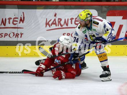 EBEL. Eishockey Bundesliga. EC KAC gegen  VSV.  Jesper Jensen Aabo,  (KAC),  Kevin Moderer  (VSV). Klagenfurt, am 26.10.2022.
Foto: Kuess
www.qspictures.net
---
pressefotos, pressefotografie, kuess, qs, qspictures, sport, bild, bilder, bilddatenbank