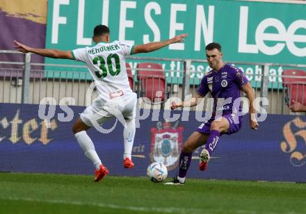 Fussball Bundesliga. SK Austria Klagenfurt gegen WSG Tirol.  Andrew Irving (Klagenfurt), Raffael Behounek (Tirol). Klagenfurt, am 29.10.2022.
Foto: Kuess
---
pressefotos, pressefotografie, kuess, qs, qspictures, sport, bild, bilder, bilddatenbank