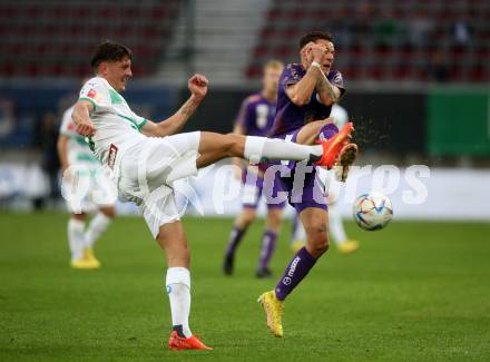 Fussball Bundesliga. SK Austria Klagenfurt gegen WSG Tirol. Florian Rieder  (Klagenfurt),  Felix Bacher (Tirol). Klagenfurt, am 29.10.2022.
Foto: Kuess
---
pressefotos, pressefotografie, kuess, qs, qspictures, sport, bild, bilder, bilddatenbank