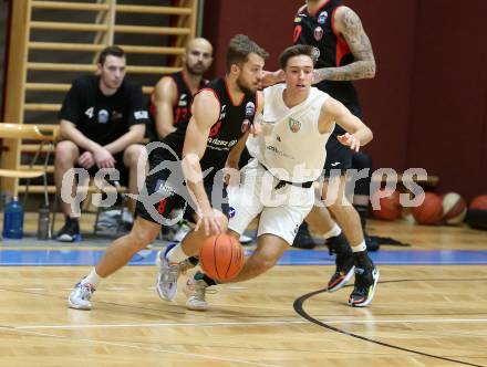 Basketball 2. Liga 2022/2023. Grunddurchgang 4. Runde.  KOS Celovec gegen  Mistelbach Mustangs.  Niklas Michel  (KOS),  Jan Kozina (Mistelbach Mustangs). Klagenfurt, am 29.10.2022.
Foto: Kuess
www.qspictures.net
---
pressefotos, pressefotografie, kuess, qs, qspictures, sport, bild, bilder, bilddatenbank