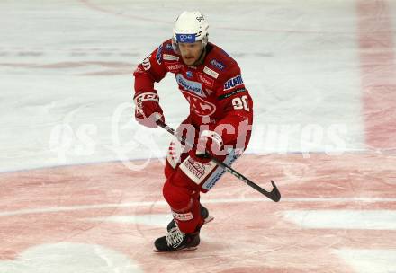 EBEL. Eishockey Bundesliga. EC KAC gegen  EC Red Bull Salzburg.   Matthew Fraser (KAC). Klagenfurt, am 30.10.2022.
Foto: Kuess
www.qspictures.net
---
pressefotos, pressefotografie, kuess, qs, qspictures, sport, bild, bilder, bilddatenbank