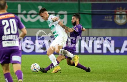 Fussball Bundesliga. SK Austria Klagenfurt gegen WSG Tirol.  Kosmas Gkezos, (Klagenfurt),  Nik Prelec  (Tirol). Klagenfurt, am 29.10.2022.
Foto: Kuess
---
pressefotos, pressefotografie, kuess, qs, qspictures, sport, bild, bilder, bilddatenbank