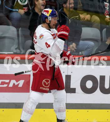 EBEL. Eishockey Bundesliga. EC KAC gegen  EC Red Bull Salzburg. Torjubel Andrew Jay MacWilliam (Salzburg). Klagenfurt, am 30.10.2022.
Foto: Kuess
www.qspictures.net
---
pressefotos, pressefotografie, kuess, qs, qspictures, sport, bild, bilder, bilddatenbank