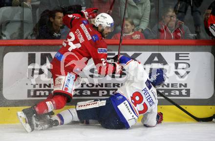 EBEL. Eishockey Bundesliga. EC KAC gegen  HC Innsbruck - Die Haie.  Steven Strong, (KAC),    Senna Peeters (Innsbruck). Klagenfurt, am 1.11.2022.
Foto: Kuess
www.qspictures.net
---
pressefotos, pressefotografie, kuess, qs, qspictures, sport, bild, bilder, bilddatenbank