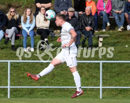 Fussball Kaerntner Liga. Koettmannsdorf gegen St. Jakob/Ros.. Ziga Erzen
  (Koettmannsdorf). KLagenfurt, am 5.11.2022.
Foto: Kuess

---
pressefotos, pressefotografie, kuess, qs, qspictures, sport, bild, bilder, bilddatenbank