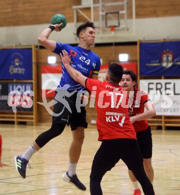 Handball. Cup. SVVW Klagenfurt gegen SC Ferlach.  Fuerstler Fabian Matthias (Klagenfurt),    Jovanovic Mladan (Ferlach). Klagenfurt, am 5.11.2022.
Foto: Kuess


---
pressefotos, pressefotografie, kuess, qs, qspictures, sport, bild, bilder, bilddatenbank