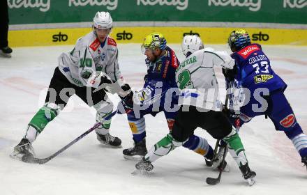 EBEL. Eishockey Bundesliga. EC VSV gegen HK SZ Olimpija.  Robert Sabolic, Chris Collins, (VSV),    Miha Bericic, Tine Klofutar  (Olimpija). Villach, am 6.11.2022.
Foto: Kuess
www.qspictures.net
---
pressefotos, pressefotografie, kuess, qs, qspictures, sport, bild, bilder, bilddatenbank