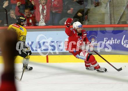 EBEL. Eishockey Bundesliga. EC KAC gegen  spusu Vienna Capitals. Torjubel Rihards Bukarts  (KAC). Klagenfurt, am 6.11.2022.
Foto: Kuess
www.qspictures.net
---
pressefotos, pressefotografie, kuess, qs, qspictures, sport, bild, bilder, bilddatenbank