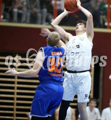 Basketball 2. Liga 2022/2023. Grunddurchgang 6. Runde.  KOS Celovec gegen  BBU Salzburg.    Maximilian Seher (KOS), Asdren Drew Koka  (Salzburg). Klagenfurt, am 12.11.2022.
Foto: Kuess
www.qspictures.net
---
pressefotos, pressefotografie, kuess, qs, qspictures, sport, bild, bilder, bilddatenbank