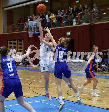 Basketball Damen. AUSTRIA CUP.  KOS Celovec Damen gegen UBSC-DBBC Graz. Alina Seher  (KOS),  Nina Winter (Graz). Klagenfurt, 12.11.2022.
Foto: Kuess
---
pressefotos, pressefotografie, kuess, qs, qspictures, sport, bild, bilder, bilddatenbank