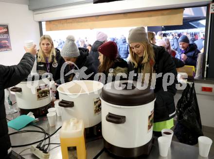 Fussball Bundesliga. SK Austria Klagenfurt gegen FC Red Bull Salzburg.   (Klagenfurt). Klagenfurt, am 13.11.2022.
Foto: Kuess
---
pressefotos, pressefotografie, kuess, qs, qspictures, sport, bild, bilder, bilddatenbank