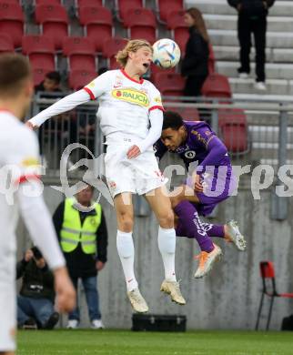 Fussball Bundesliga. SK Austria Klagenfurt gegen FC Red Bull Salzburg. Michael Blauensteiner,  (Klagenfurt), Maurits Kjaergaard  (Salzburg). Klagenfurt, am 13.11.2022.
Foto: Kuess
---
pressefotos, pressefotografie, kuess, qs, qspictures, sport, bild, bilder, bilddatenbank