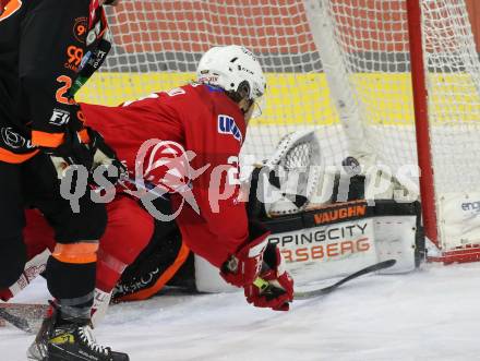 EBEL. Eishockey Bundesliga. EC KAC gegen  Moser Medical Graz99ers.  Hundertpfund Thomas (KAC),  Engstrand Christian   (Graz). Klagenfurt, am 15.11.2022.
Foto: Kuess
www.qspictures.net
---
pressefotos, pressefotografie, kuess, qs, qspictures, sport, bild, bilder, bilddatenbank