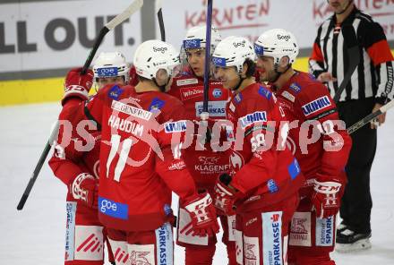 EBEL. Eishockey Bundesliga. EC KAC gegen  Moser Medical Graz99ers.  Torjubel Lukas Haudum, Gomboc Luka, Unterweger Clemens, Vallant Thomas, (KAC). Klagenfurt, am 15.11.2022.
Foto: Kuess
www.qspictures.net
---
pressefotos, pressefotografie, kuess, qs, qspictures, sport, bild, bilder, bilddatenbank