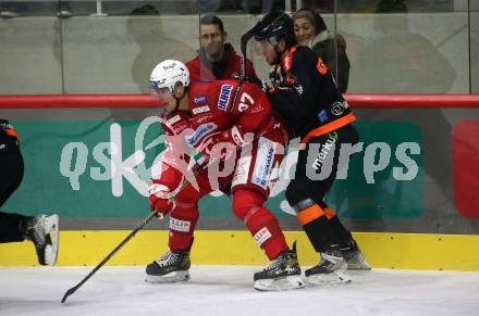 EBEL. Eishockey Bundesliga. EC KAC gegen  Moser Medical Graz99ers.  Hochegger Fabian (KAC),  Pfeffer Jacob  (Graz). Klagenfurt, am 15.11.2022.
Foto: Kuess
www.qspictures.net
---
pressefotos, pressefotografie, kuess, qs, qspictures, sport, bild, bilder, bilddatenbank