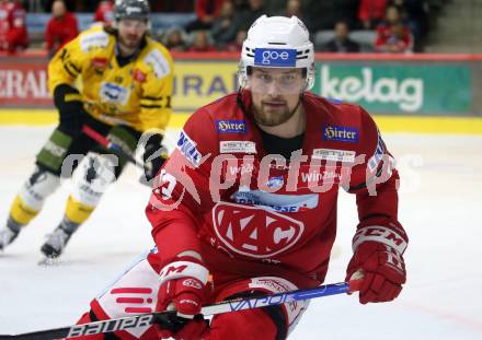 EBEL. Eishockey Bundesliga. EC KAC gegen  HC Pustertal Woelfe.  Rihards Bukarts (KAC). Klagenfurt, am 18.11.2022.
Foto: Kuess
www.qspictures.net
---
pressefotos, pressefotografie, kuess, qs, qspictures, sport, bild, bilder, bilddatenbank