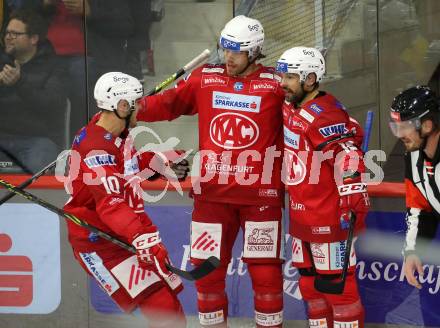 EBEL. Eishockey Bundesliga. EC KAC gegen  HC Pustertal Woelfe.  Torjubel Thomas Vallant, Thomas Hundertpfund, Thomas Koch (KAC). Klagenfurt, am 18.11.2022.
Foto: Kuess
www.qspictures.net
---
pressefotos, pressefotografie, kuess, qs, qspictures, sport, bild, bilder, bilddatenbank