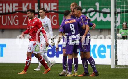 Fussball Woertherseecup. SK Austria Klagenfurt gegen GAK. Torjubel Jonas Arweiler, Christopher Wernitznig, Sinan Karweina (Austria Klagenfurt). Klagenfurt, am 19.11.2022.
Foto: Kuess
---
pressefotos, pressefotografie, kuess, qs, qspictures, sport, bild, bilder, bilddatenbank