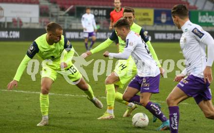 Fussball Woertherseecup. SK Austria Klagenfurt gegen 1860 Muenchen.  Florian Rieder, (Austria Klagenfurt),   Lorenz Knoeferl, Meris Skenderovic  (1860 Muenchen). Klagenfurt, 20.11.2022.
Foto: Kuess
---
pressefotos, pressefotografie, kuess, qs, qspictures, sport, bild, bilder, bilddatenbank